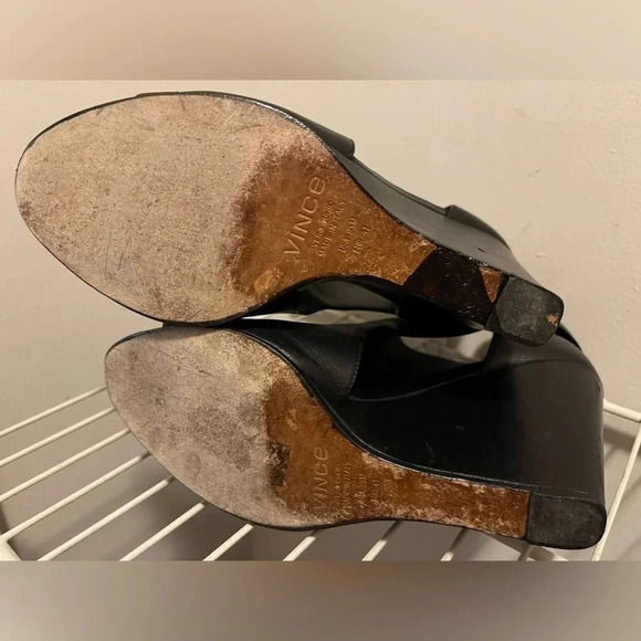 Vince. Katia leather wedge heel booties cut out details - Picture 11 of 13